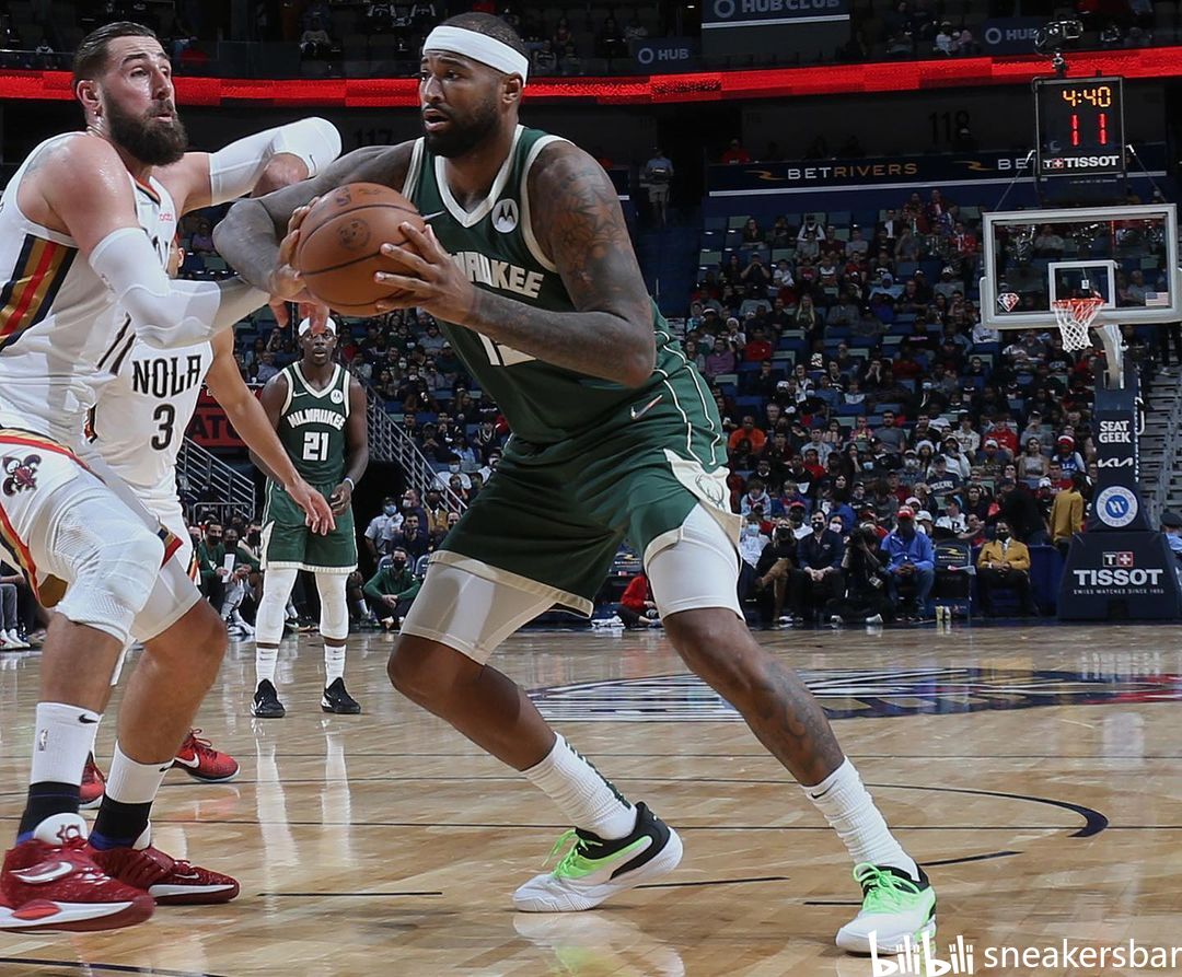 意媒评价其 意媒评价其